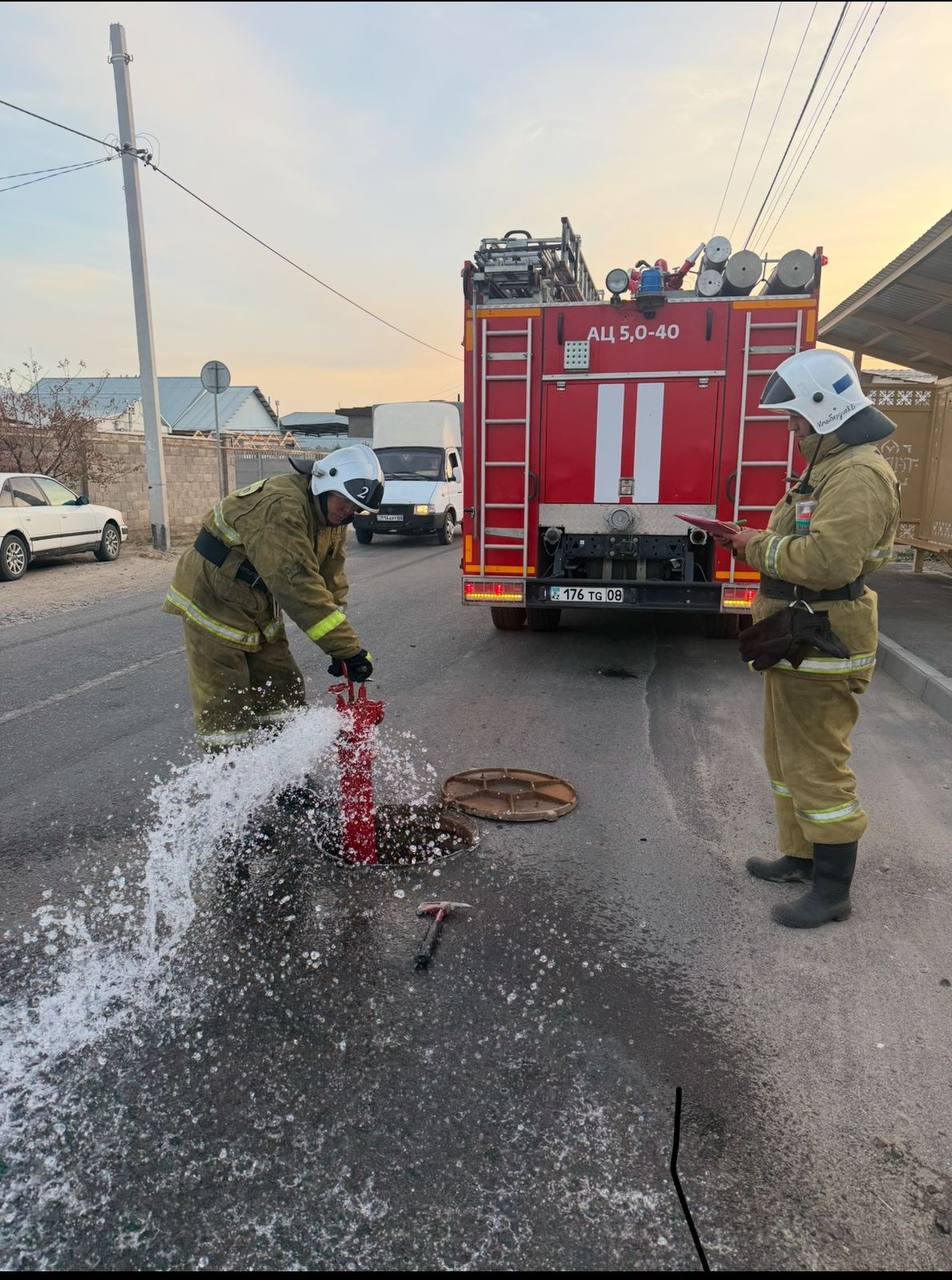 Жамбыл облысында өрт сөндіру гидранттарына қызмет көрсету бойынша күзгі жұмыстар жүргізілуде