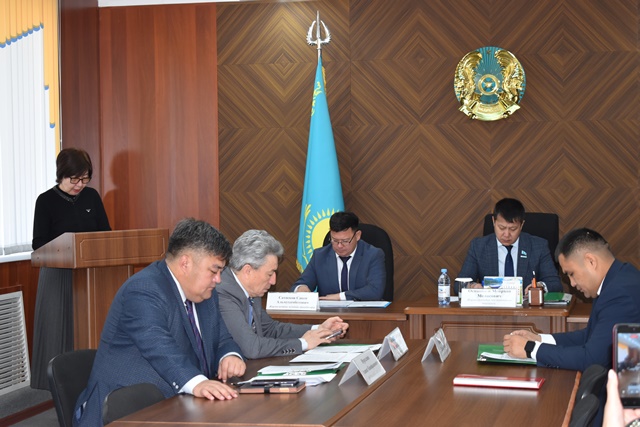 Прошла внеочередная тридцатая (XХХ) сессия  Жарминского районного маслихата