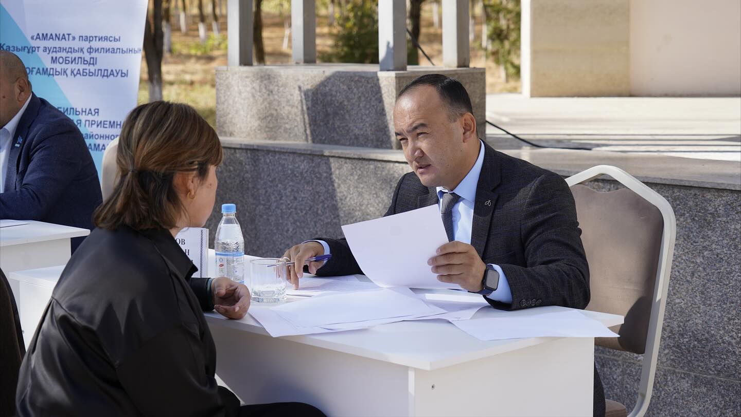 «ХАЛЫҚ ЗАҢГЕРІ» АКЦИЯСЫ:  АЯСЫНДА АУДАН ТҰРҒЫНДАРЫНА ТЕГІН ҚҰҚЫҚТЫҚ КӨМЕК КӨРСЕТІЛДІ