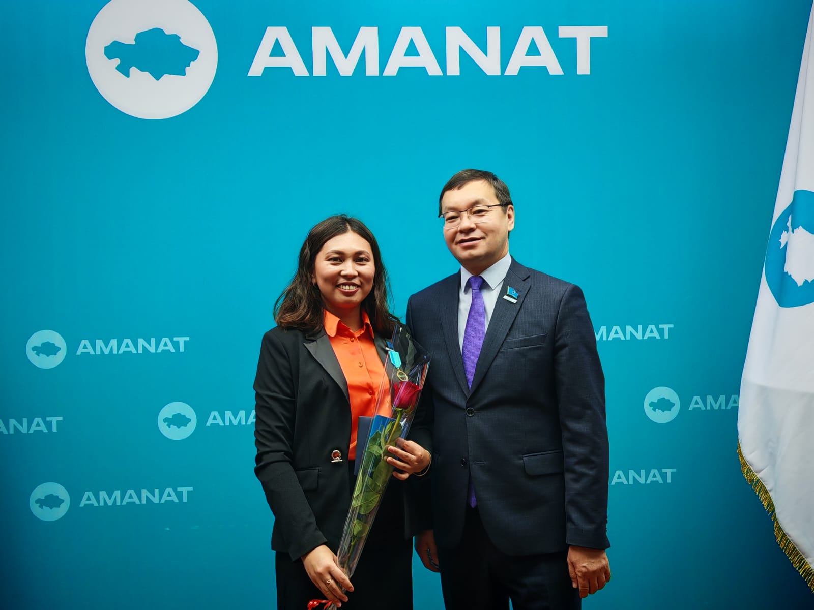 Көкшетау қаласында AMANAT партиясының облыстық филиалында салтанатты іс шара өтті