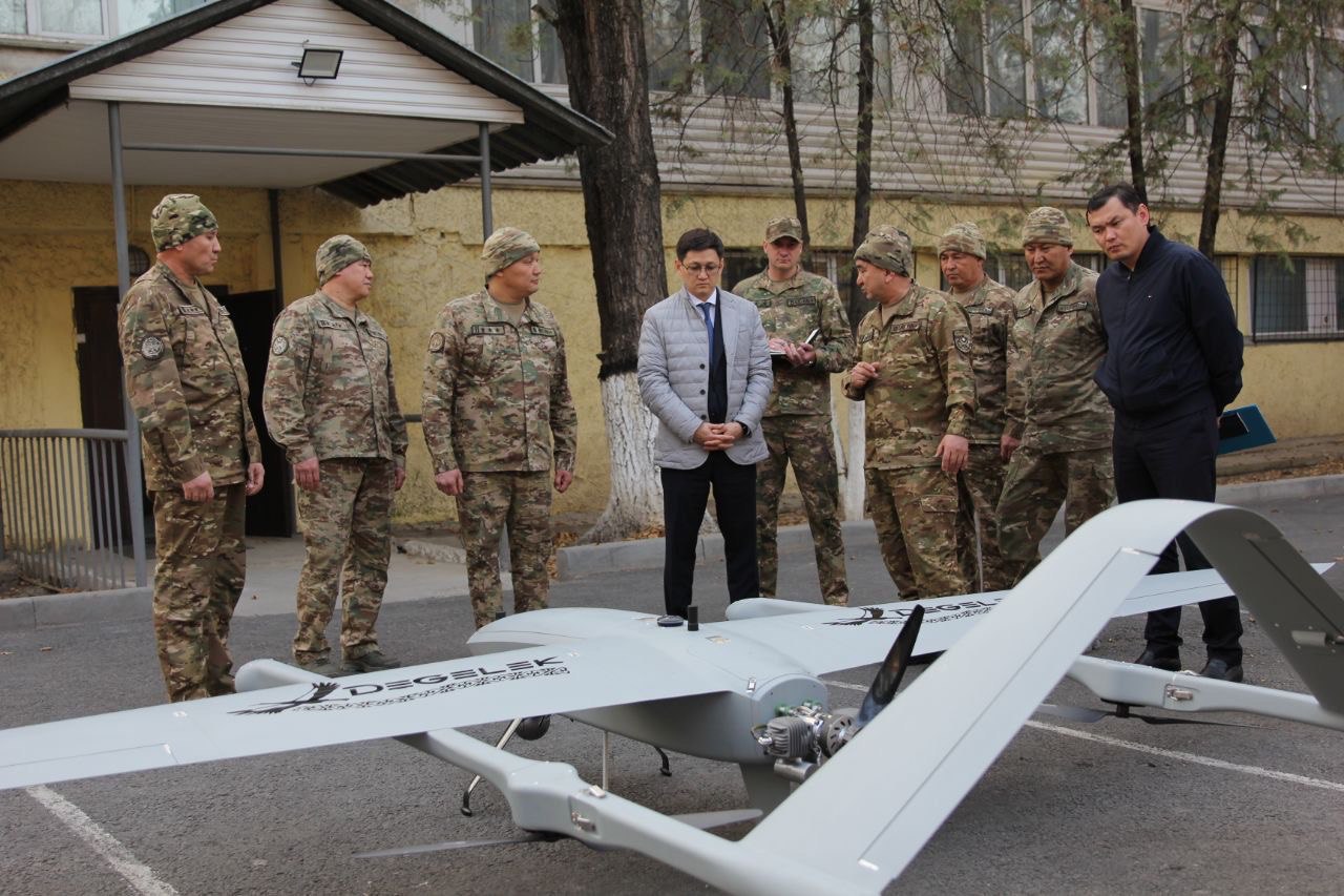 Қорғаныс министрінің орынбасары әскери жоғары оқу орнының цифрлық трансформациясын жоғары бағалады