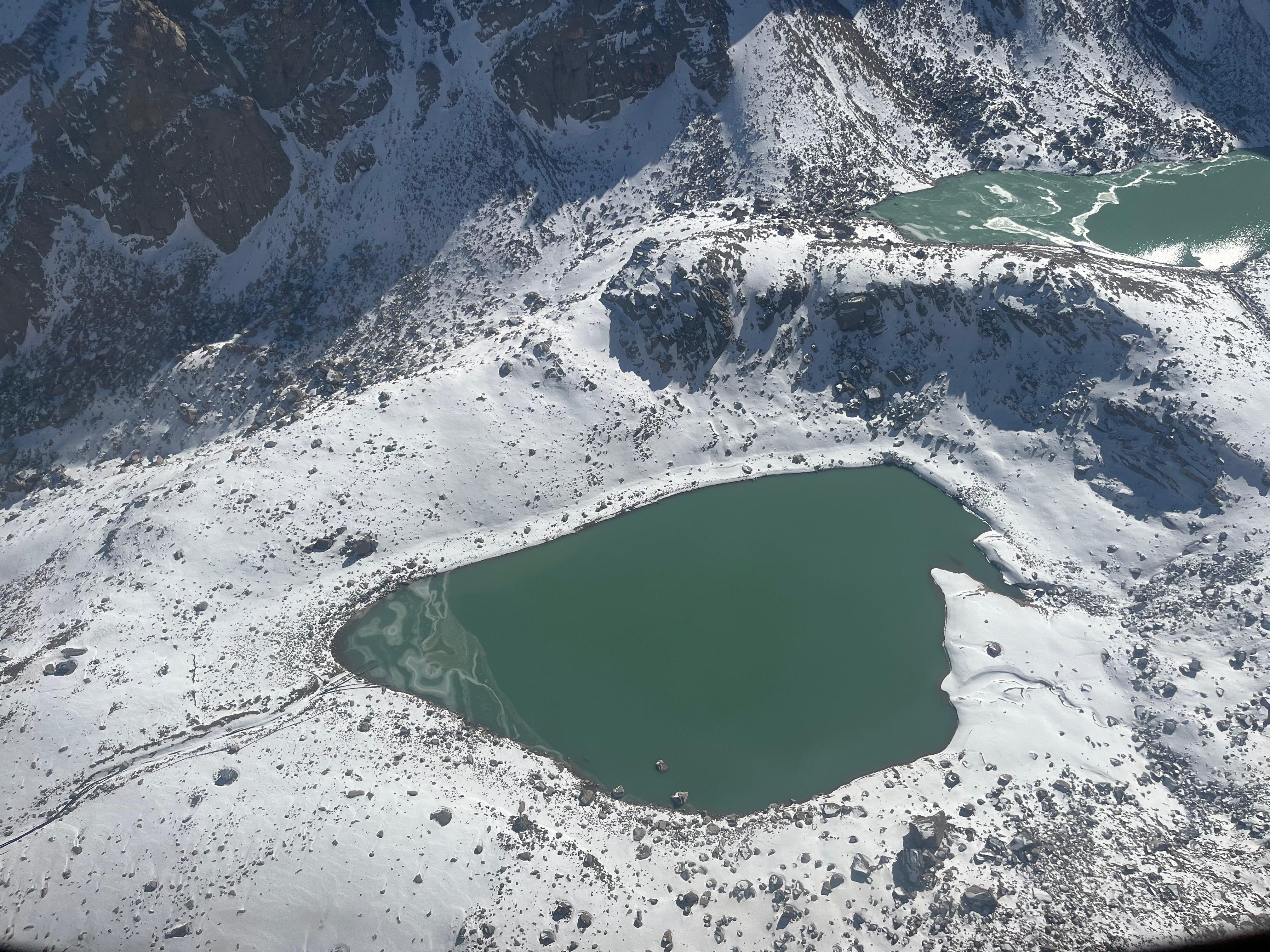 Моренные озёра Казахстана перешли в зимний режим – селеопасный сезон 2025 года завершён