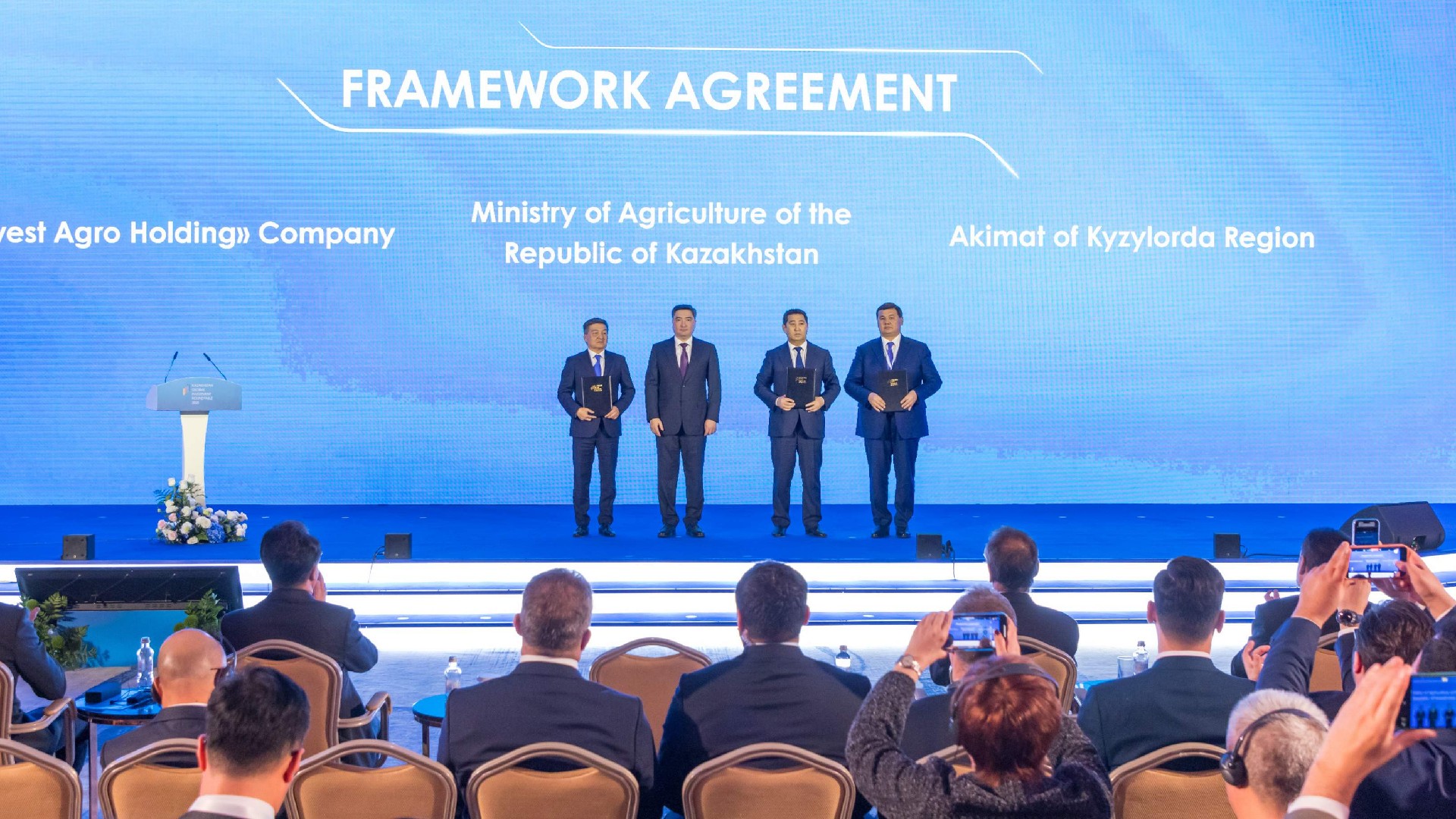 «Казахстан остается открытой и предсказуемой страной для долгосрочных инвестиций» — Олжас Бектенов на полях  KGIR-2025