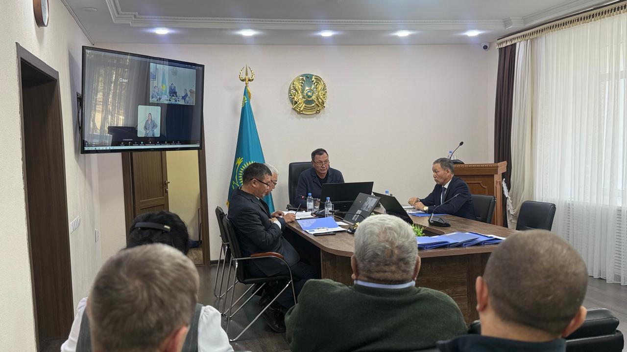 30 октября 2025 года состоялось внеплановое совместное заседание постоянных комиссий районного маслихата