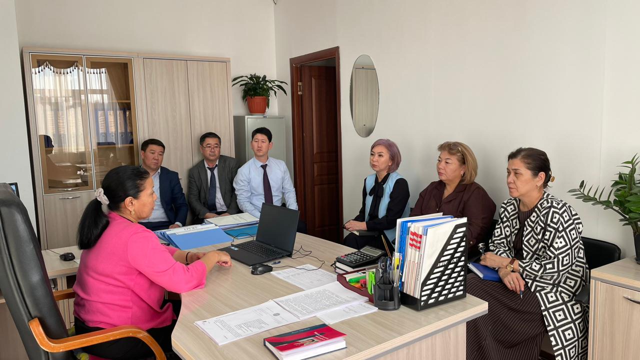 Халықты әлеуметтік қорғау саласындағы реттеу және бақылау комитетінің Қызылорда облысы бойынша Департаментімен «Азаматтарға арналған үкімет» Мемлекеттік корпорациясы» КЕАҚ-ның облыстық филиалының  қызметкерлеріне  құқықтық оқыту  сабағы өткізілді.