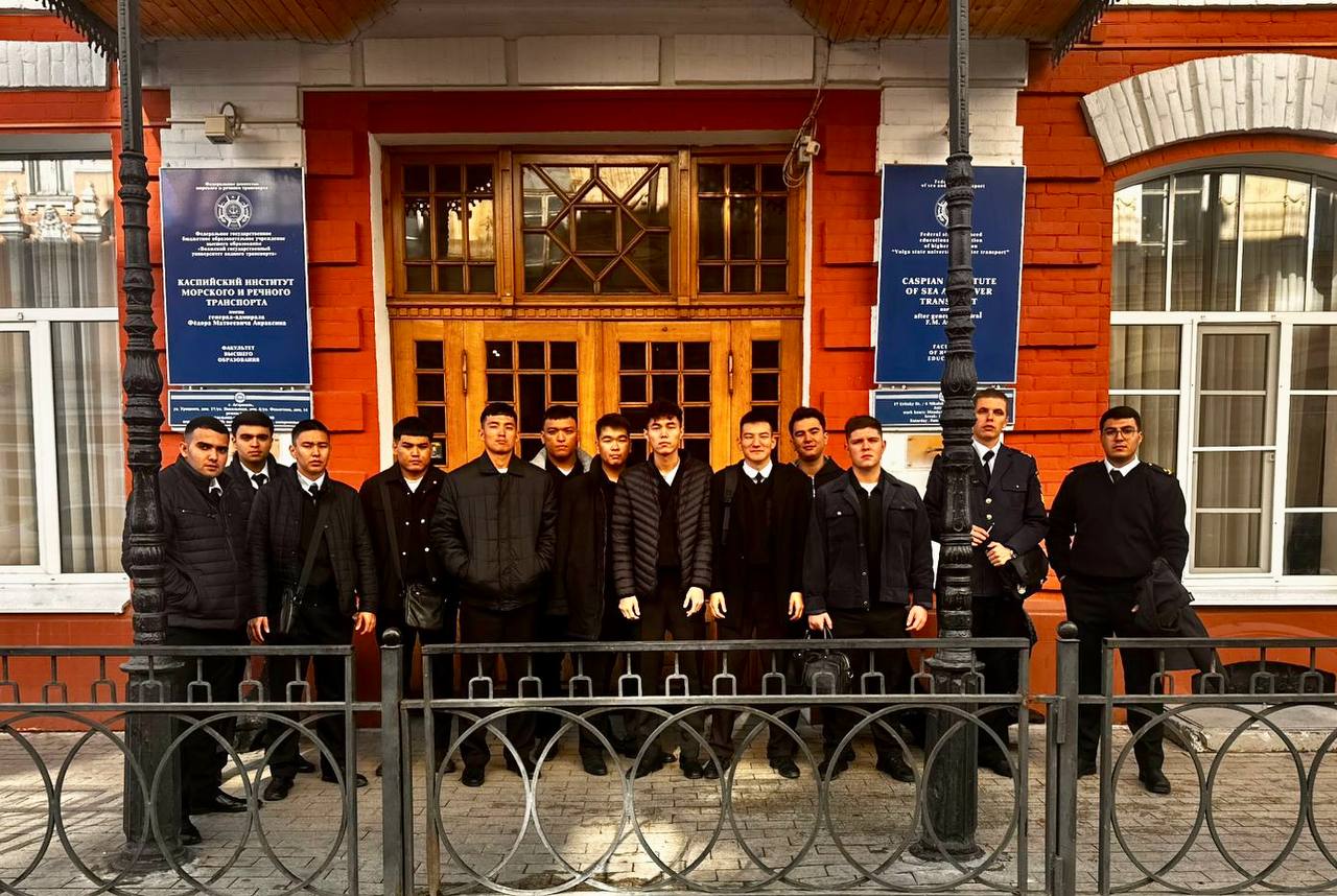 Казахстанские студенты проходят практику в Астрахани