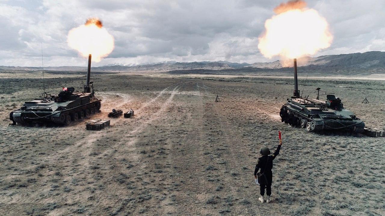 Сегодня специалисты Ракетных войск и артиллерии Вооруженных Сил Казахстана отмечают профессиональный праздник. Дата выбрана не случайно – 4 октября 2000 года была издана директива министра обороны, положившая начало формированию Управления командующего Ракетными войсками и артиллерией.