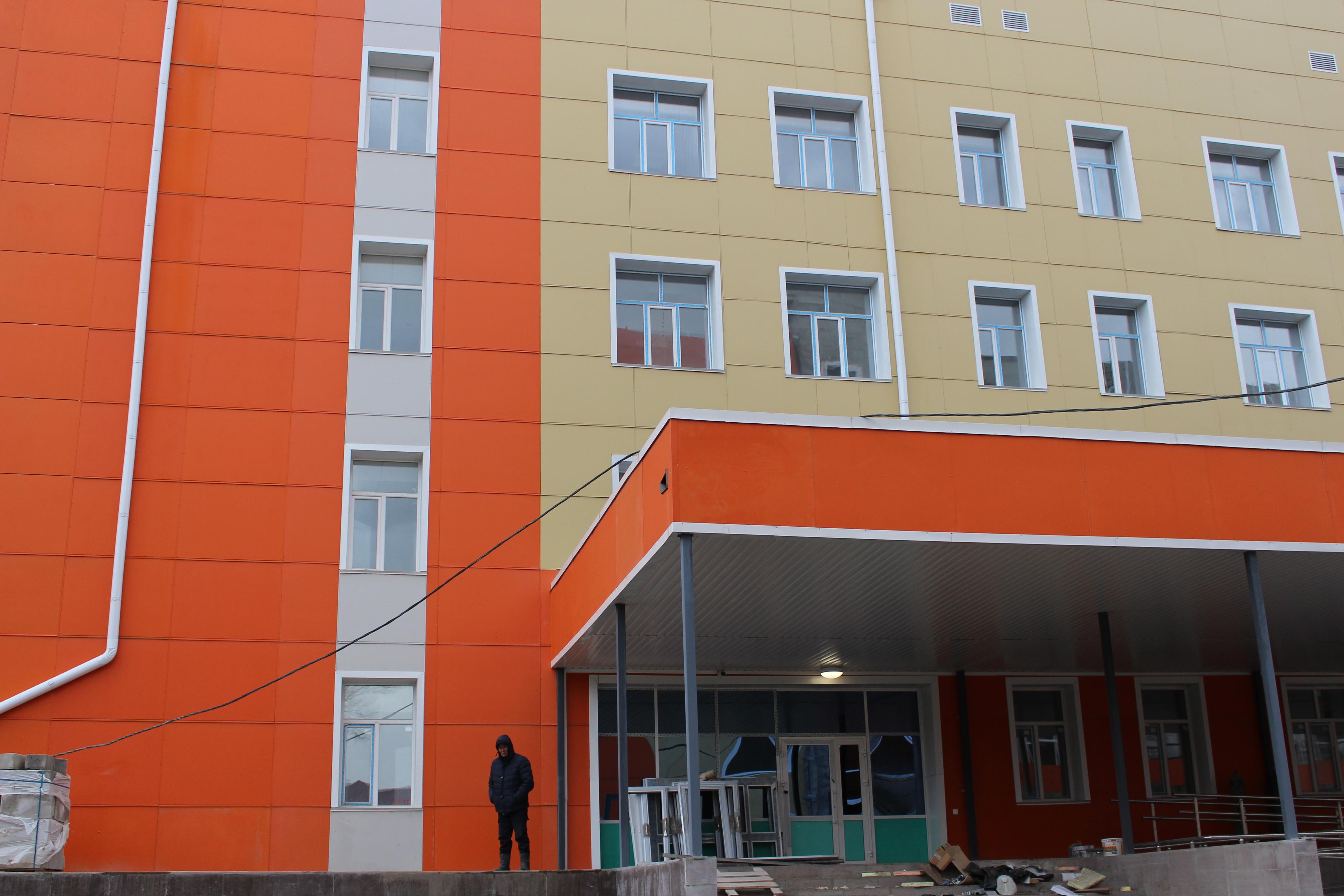 В Риддере проверили ход строительства многопрофильного больничного комплекса