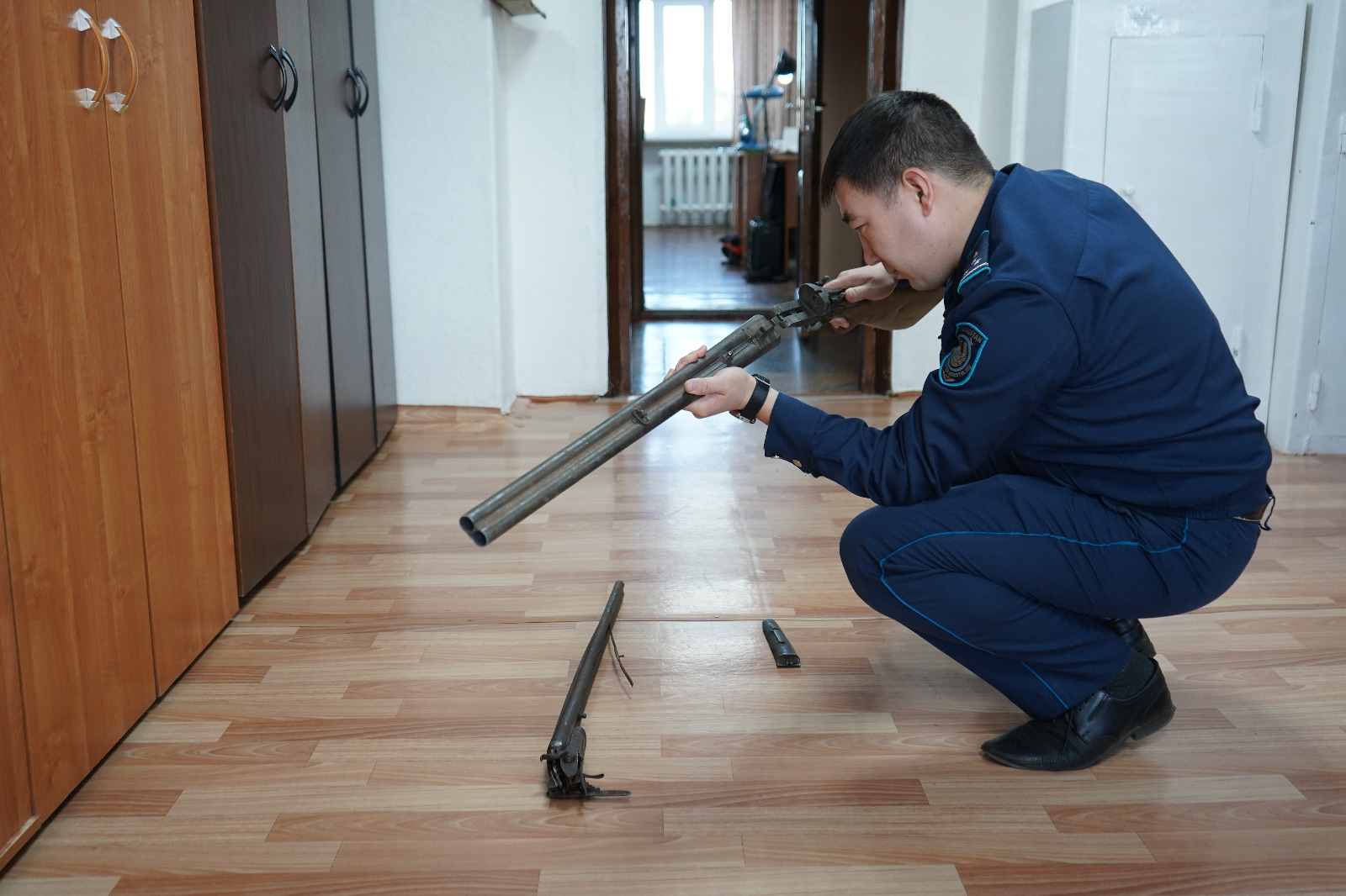 Петропавлдық зейнеткер полицияға 150 оқ-дәріні өз еркімен тапсырды