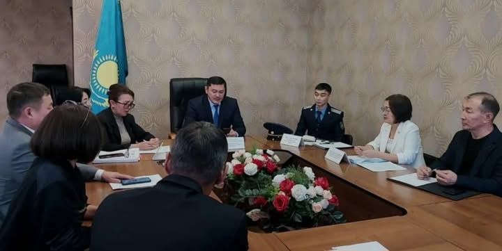 Дөңгелек үстел өткізілді