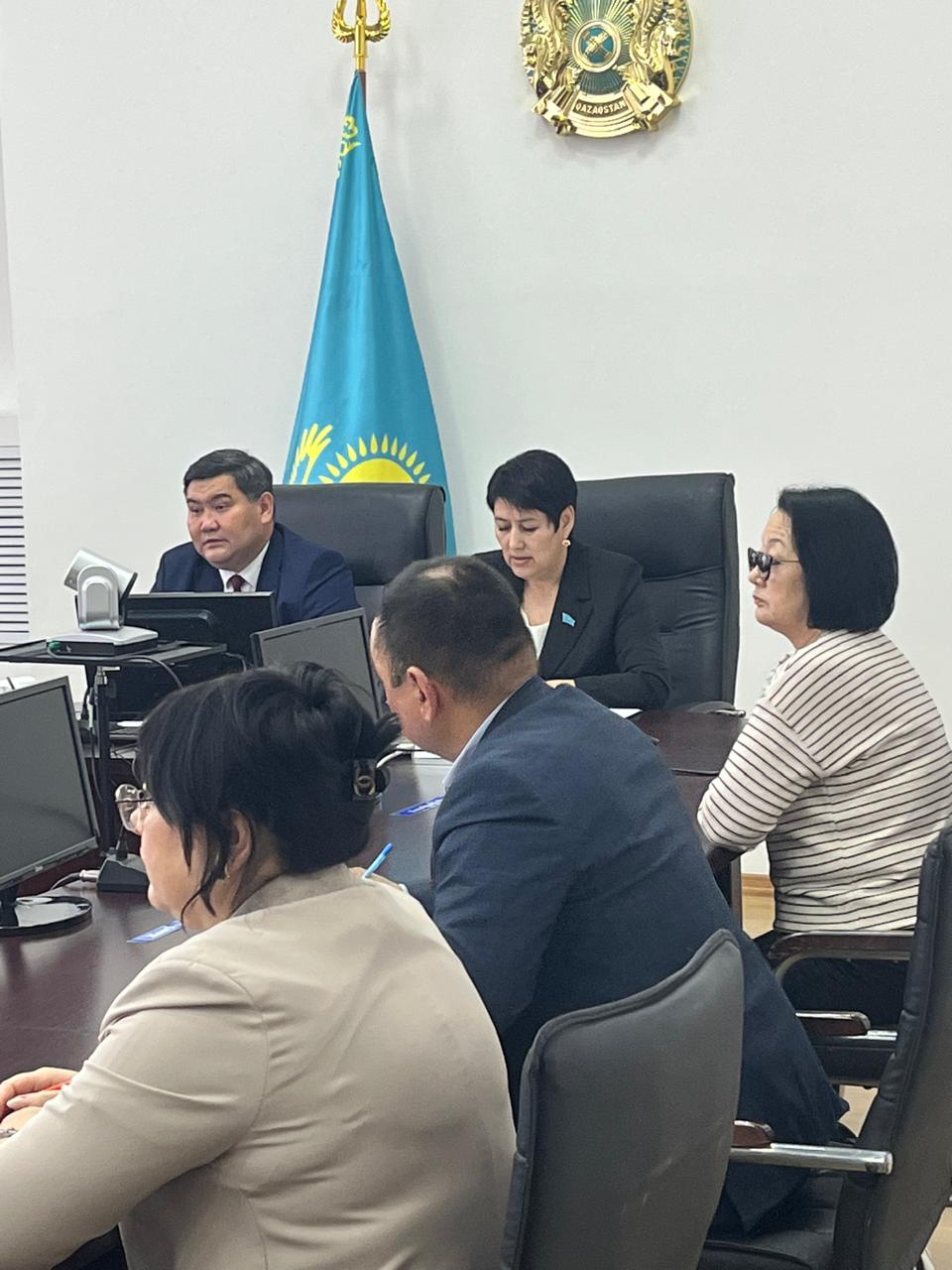 Сегодня проведено заседание XLIX внеочередной сессии Щербактинского районного маслихата VIІІ созыва.