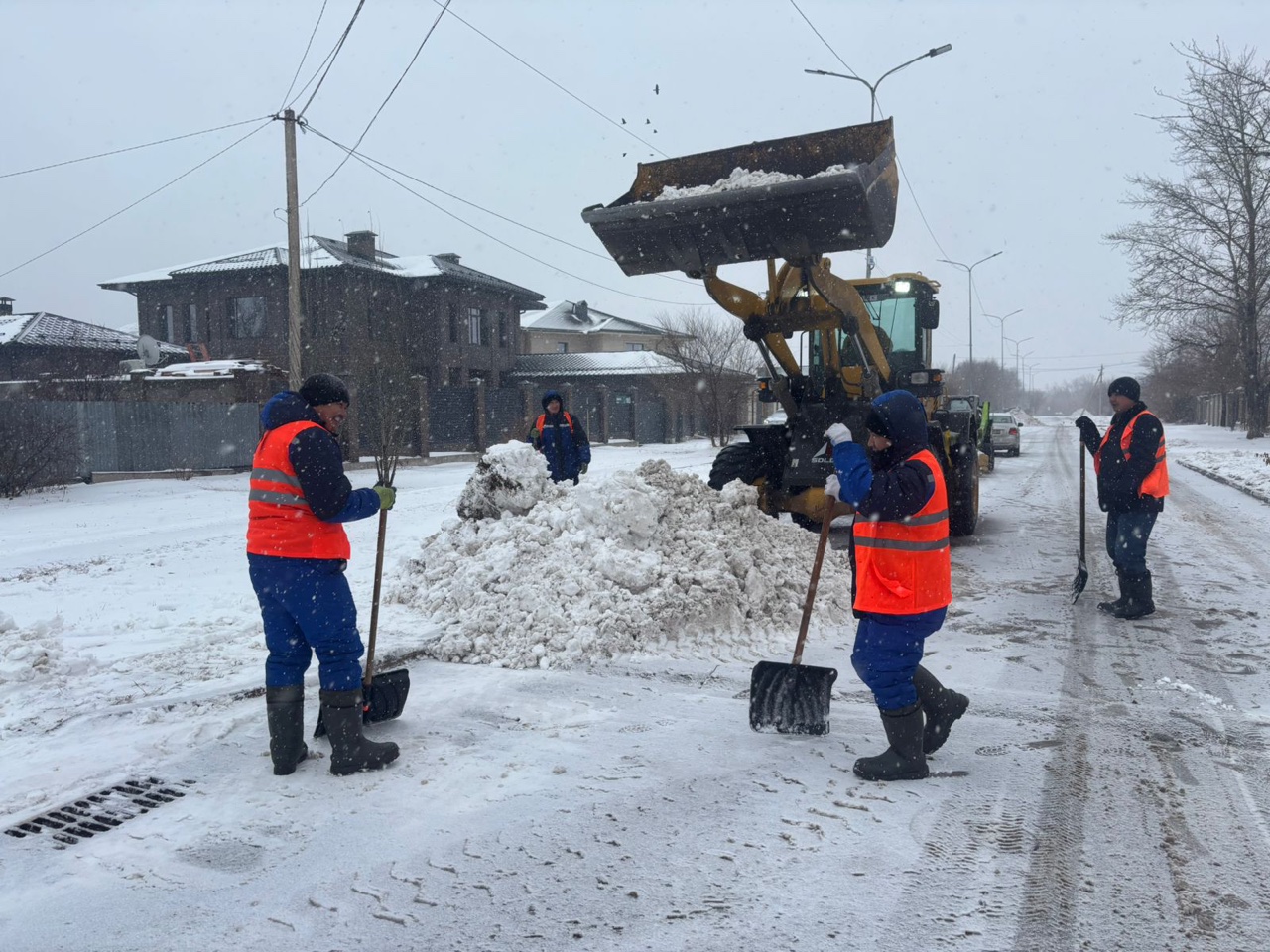 "Сарайшық" ауданындағы қар тазалау жұмыстары