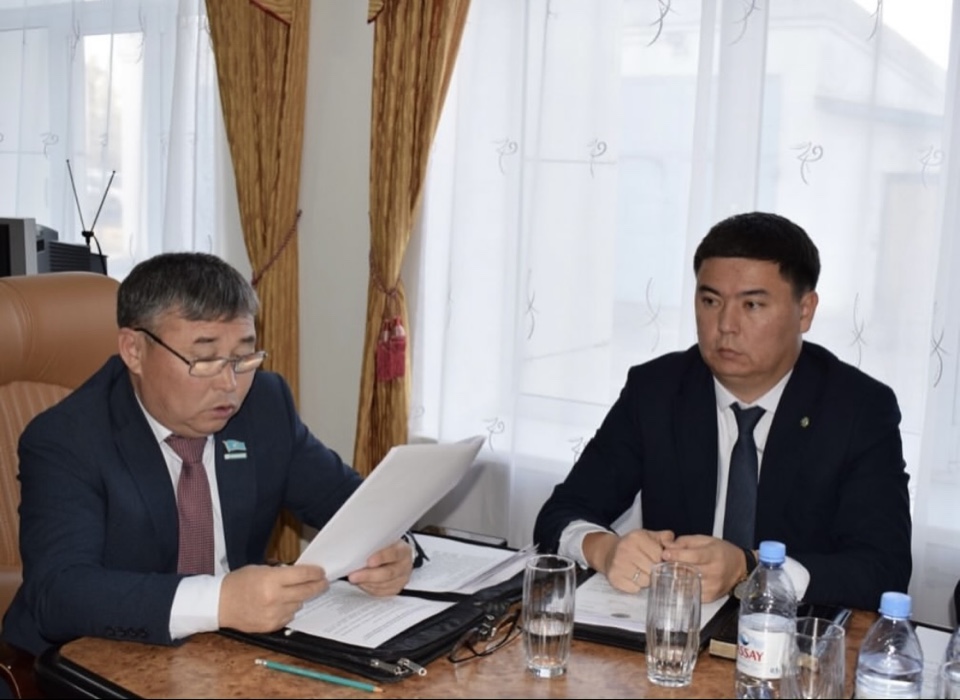 Аудандық мәслихаттың кезектен тыс XL сессия отырысы