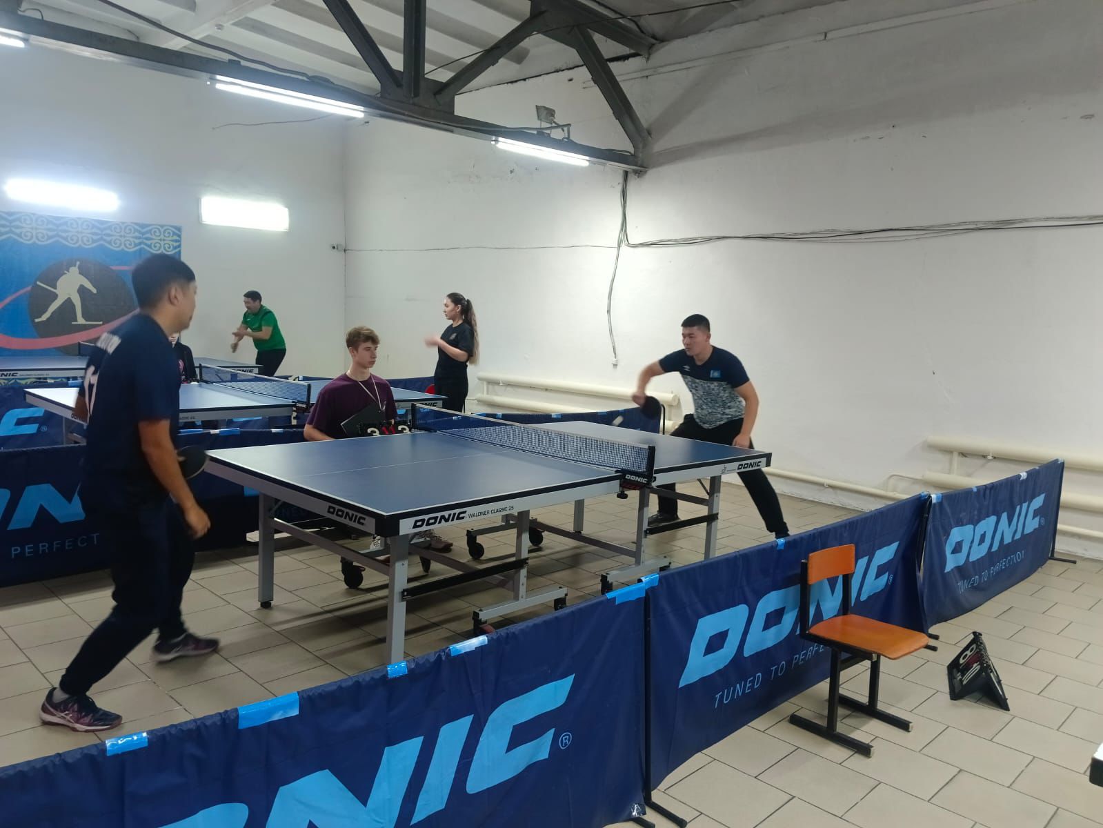 В городе Семей состоялась городская спартакиада среди преподавателей и сотрудников высших учебных заведений и колледжей по настольному теннису