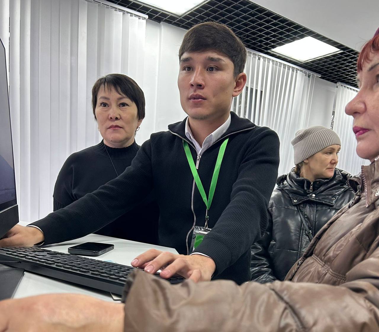 Проведена стажировка