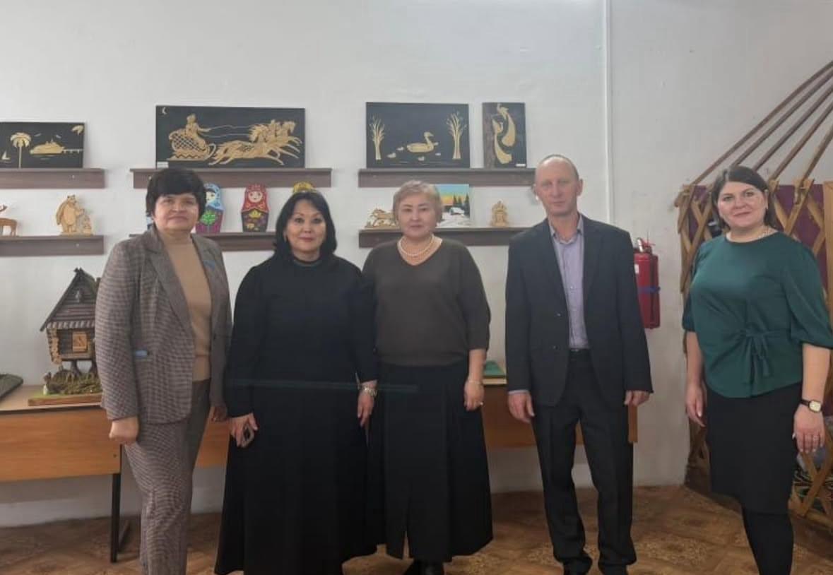 2025 жылғы 7 қарашада «Дородницкое негізгі мектебі» КММ-де оқу орнының 55 жылдық мерейтойына арналған салтанатты шара өтті