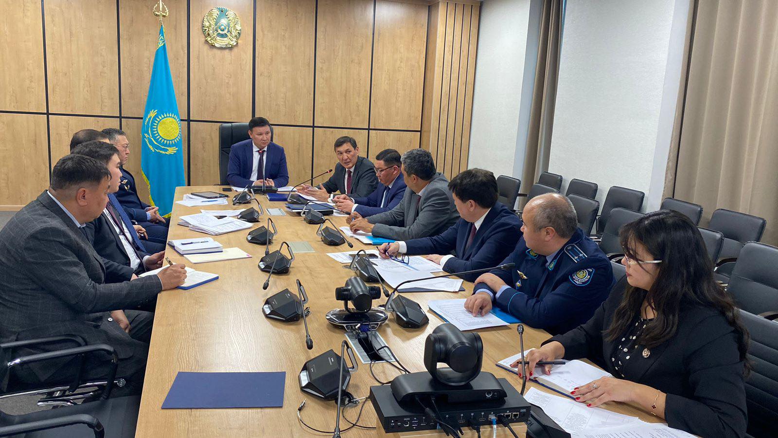 ТҮРКІСТАН ОБЛЫСЫНДА КӘМЕЛЕТКЕ ТОЛМАҒАНДАРДЫҢ АРАСЫНДАҒЫ ӨЗЕКТІ МӘСЕЛЕЛЕР ҚАРАЛДЫ