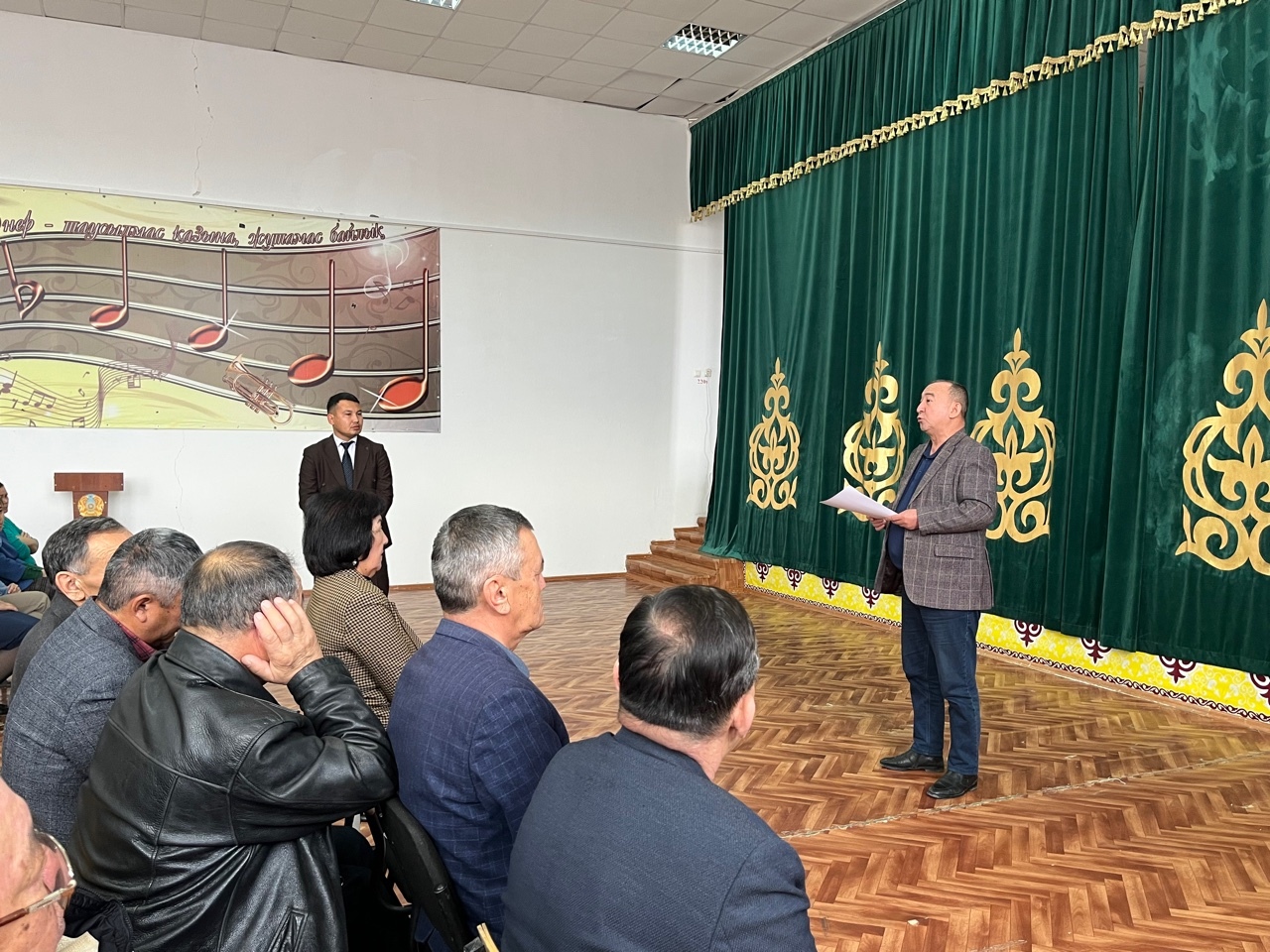 Глава района встретился с жителями Аманкольского сельского округа