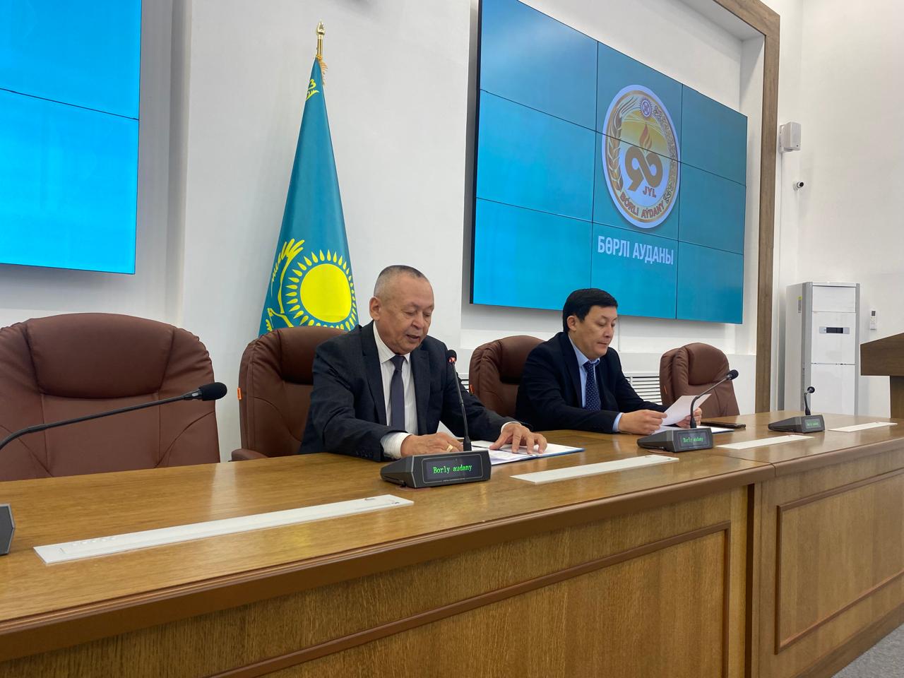 Бүгін Бөрлі аудандық қоғамдық кеңесінің отырысы Б.Б.Макеевтің төрағалығымен өтті