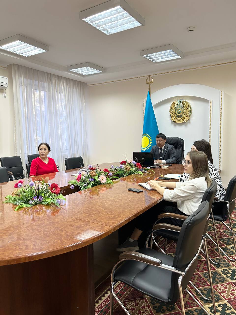 «Заң мен Тәртіп» идеологемасын іске асыру аясында аумақтық әділет органдары қызметкерлеріне арналған семинар-кеңес өтті