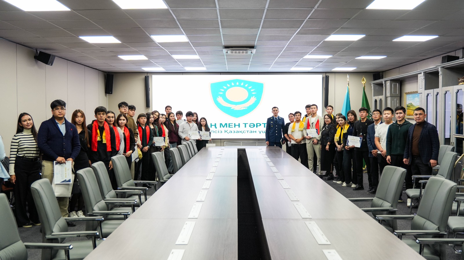 «Остановим мошенников!»: В Атырау прошёл конкурс видеороликов по кибербезопасности