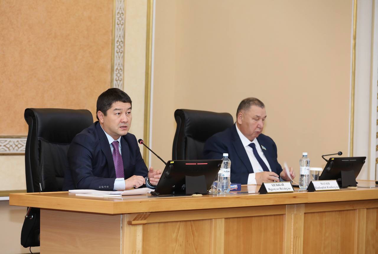Направления развития Мангистау обсудили на сессии маслихата