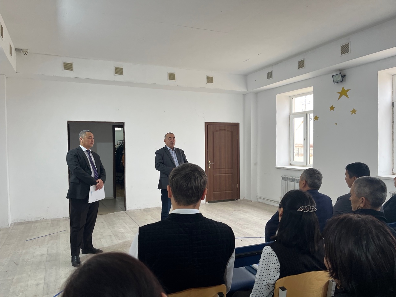 Аким района встретился с жителями Жайсанбайского сельского округа.