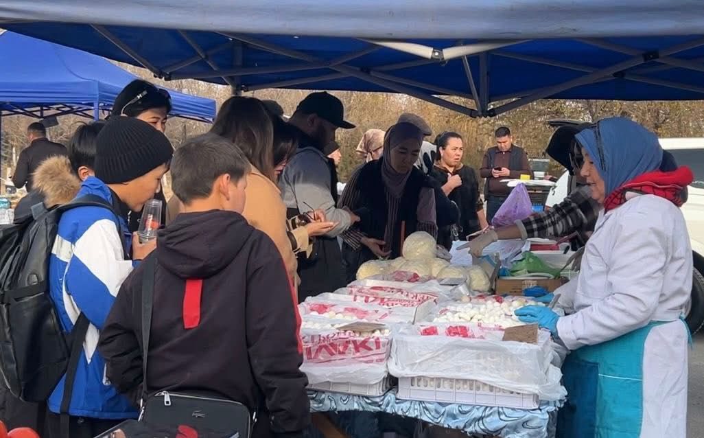 ТҮРКІСТАНДА КЕЗЕКТІ АЗЫҚ-ТҮЛІК ЖӘРМЕҢКЕСІ ӨТТІ