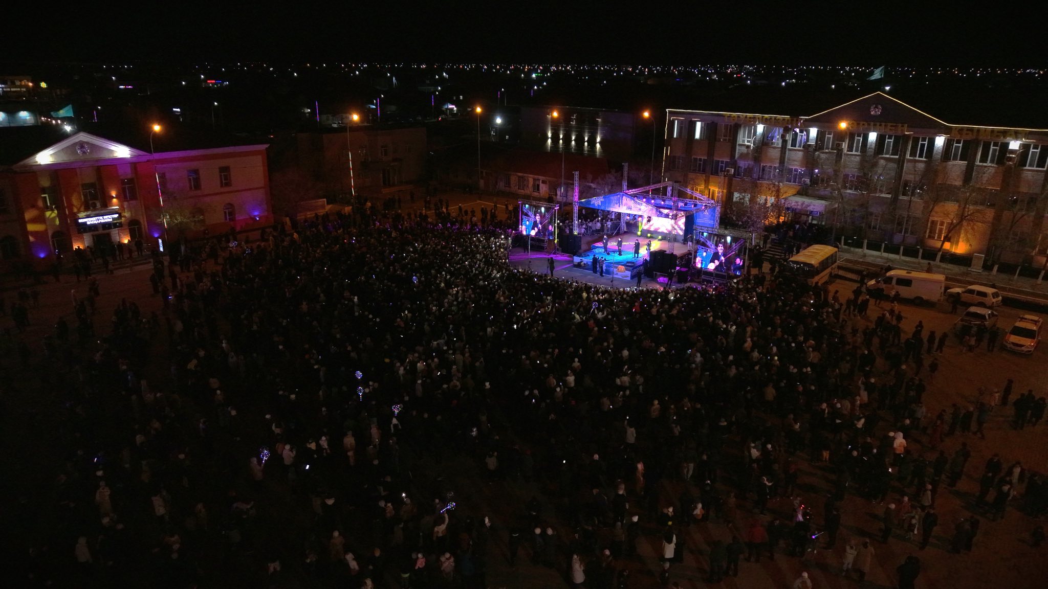 Қала кеші әсерлі әуендермен көмкерілді