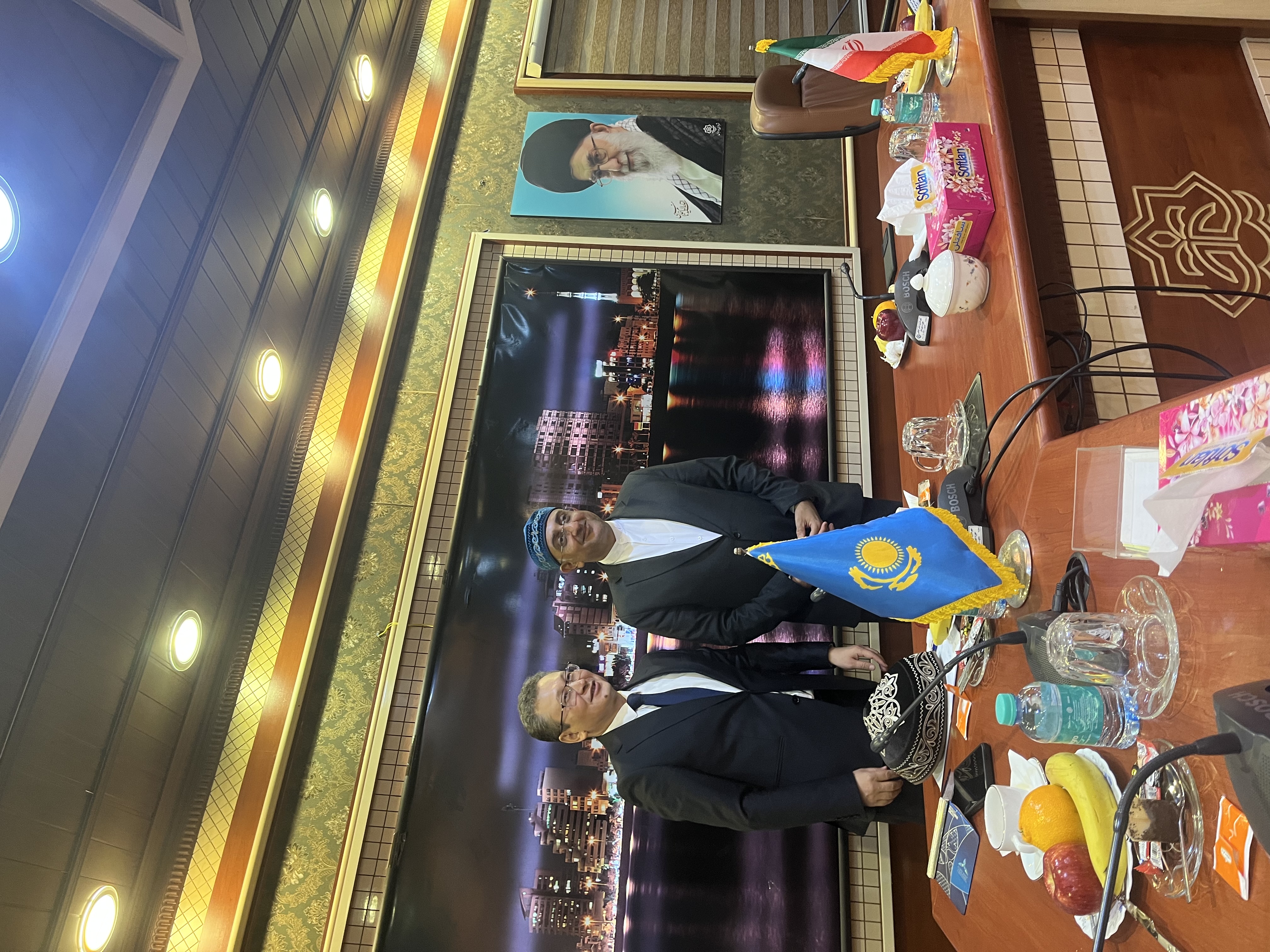 Meeting with the Mayor of Bandar Abbas