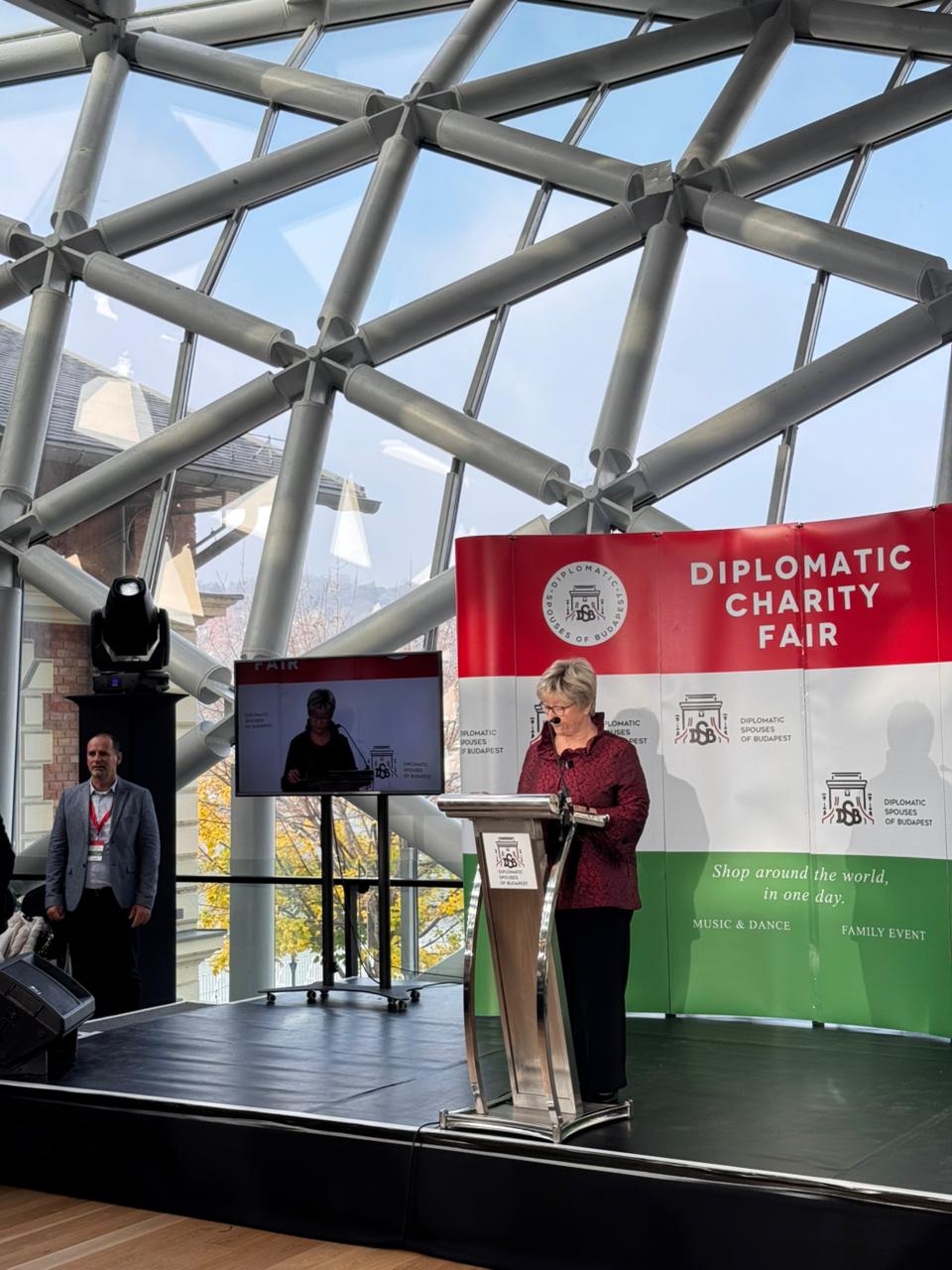 Мажарстандағы Қазақстан Елшілігінің «14th Diplomatic Charity Fair» дипломатиялық қайырымдылық жәрмеңкесіне қатысуы туралы