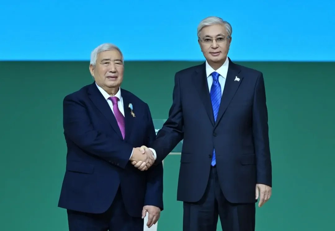 Актюбинский фермер Амангос Толеуов удостоен звания «Герой Труда Казахстана»