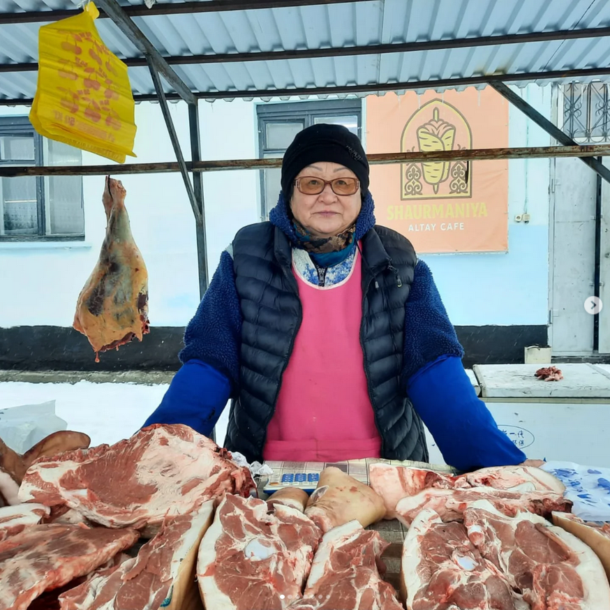 В субботу, 15 ноября 2025 года, в городах Алтай, Серебрянск, поселке Новая Бухтарма проведены ярмарки выходного дня.