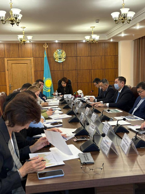 ДЕНСАУЛЫҚ САҚТАУ МИНИСТРЛІГІНІҢ БАСШЫСЫ ЖЕРГІЛІКТІ ЖЕРЛЕРДЕ ЕМХАНА РЕФОРМАЛАРЫН САПАЛЫ ІСКЕ АСЫРУ БОЙЫНША БІРҚАТАР ТАПСЫРМАЛАР БЕРДІ