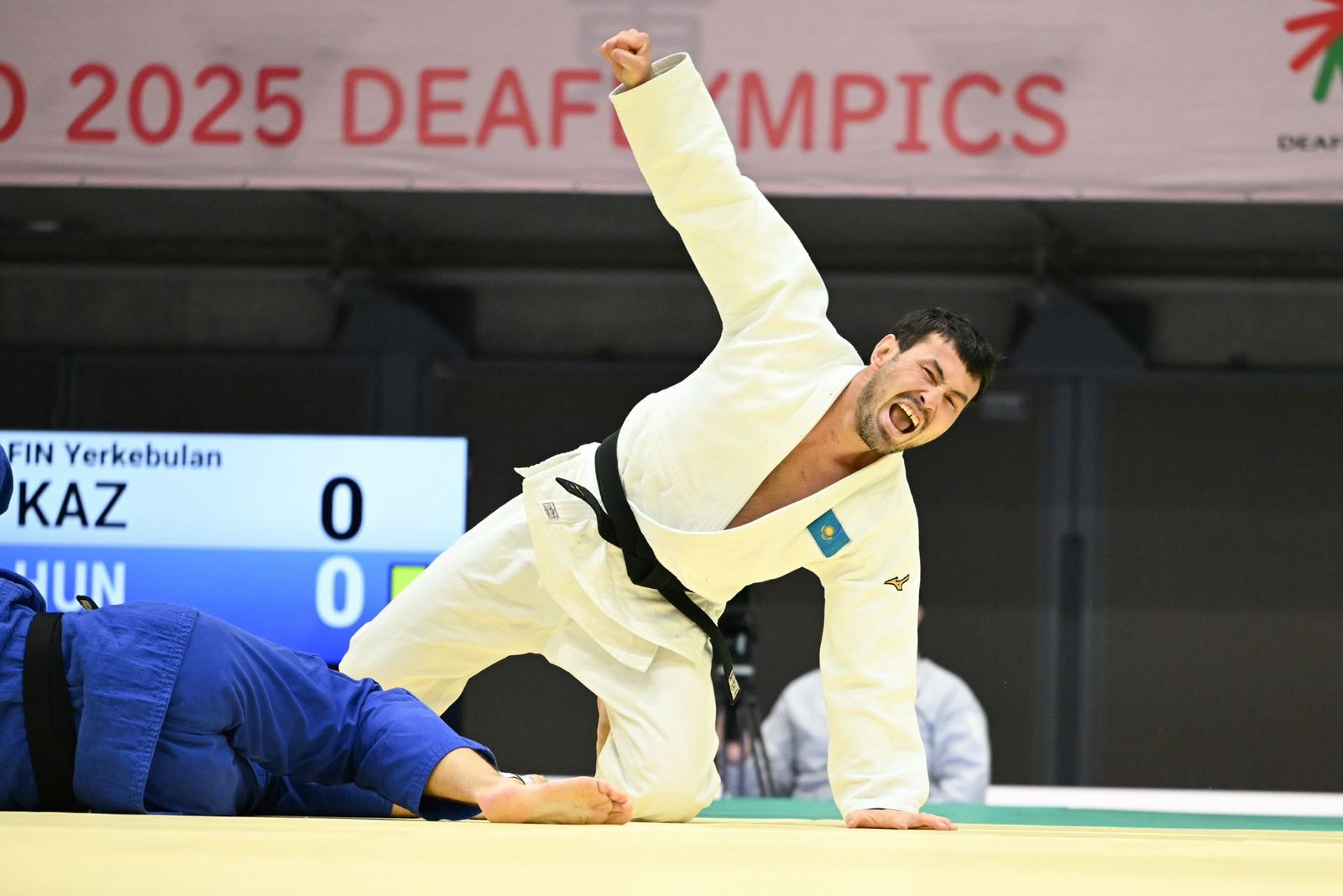 Алғашқы алтын!