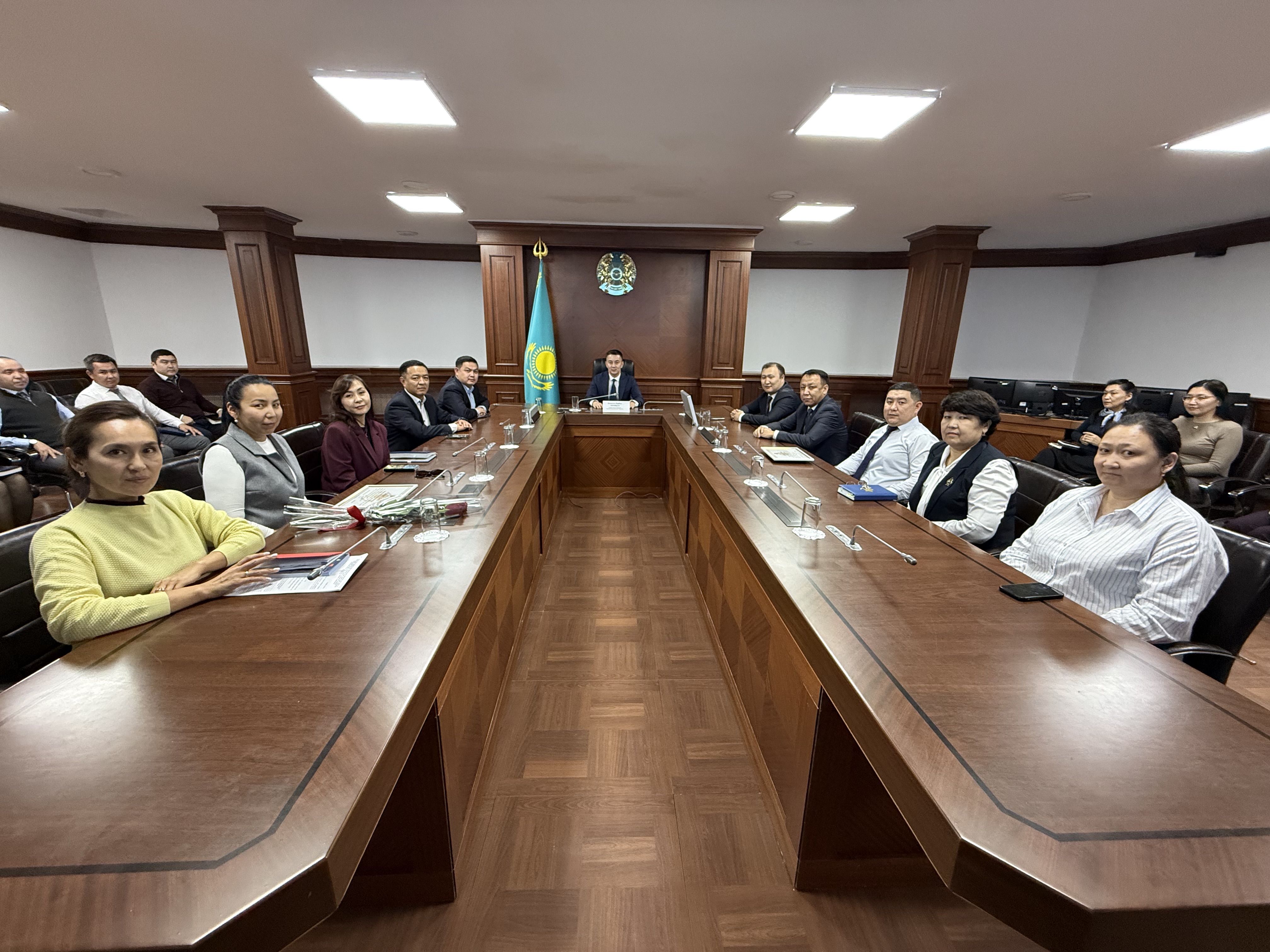 Отмечены День национальной валюты и профессиональный праздник работников финансовой сферы!