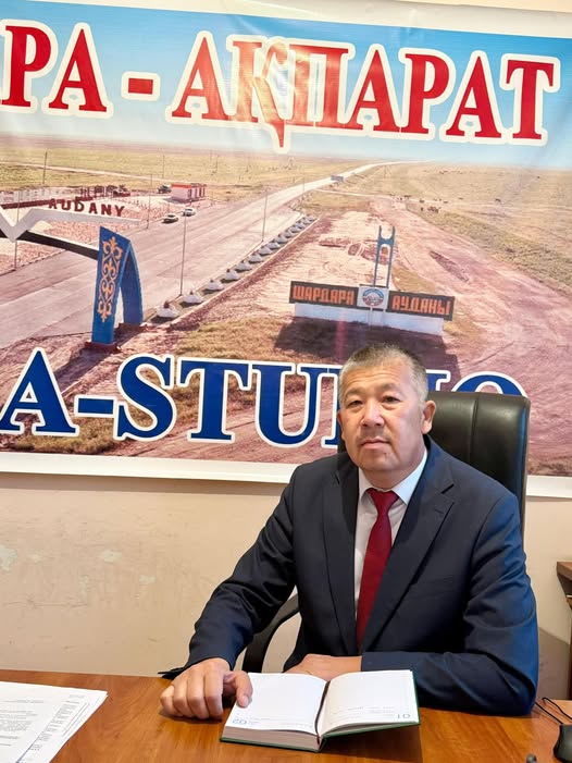 Шардара ауданы әкімі аппаратының баспасөз хатшысы болып  Байров Марат Дүйсенбайұлы  тағайындалды.