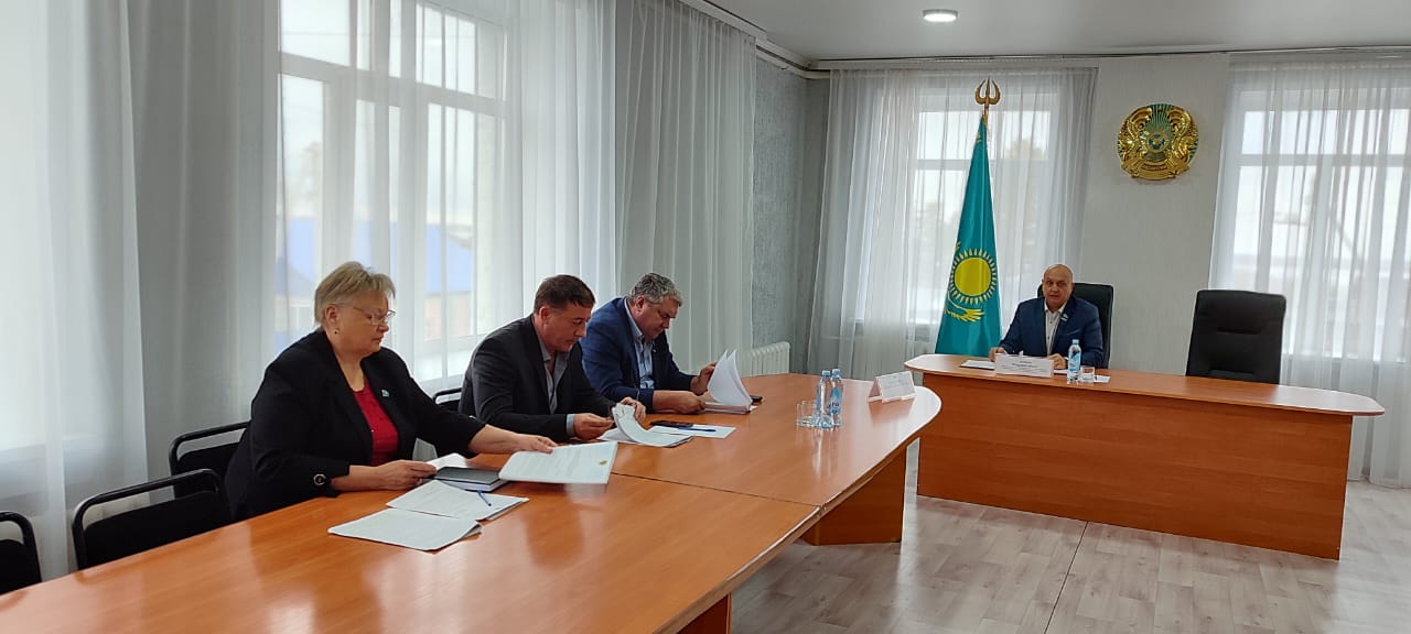 Заседание постоянной комиссий маслихата района по вопросам депутатских полномочий, прав граждан и законности, связи с общественными организациями и средствами массовой информации