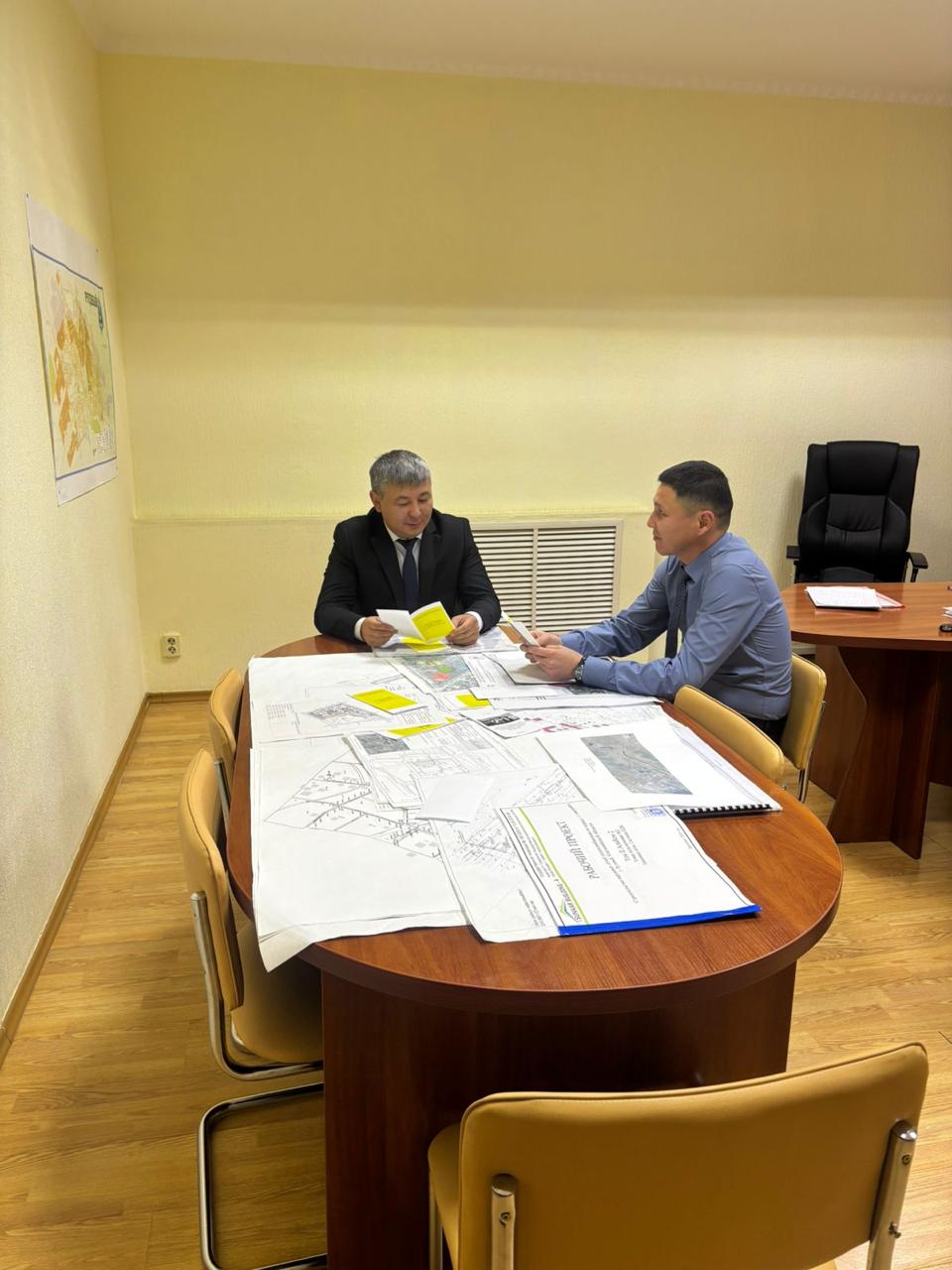 Встреча уполномоченного по этике с государственным служащим, вновь поступившим на государственную службу после её прекращения