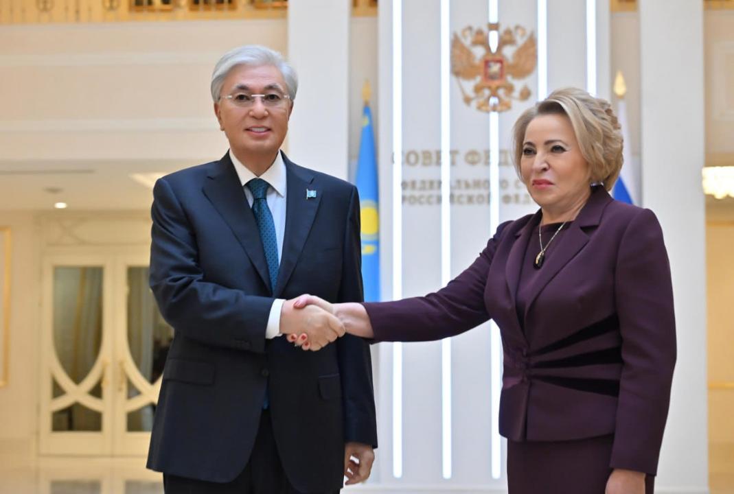 Глава государства провел встречу с Председателем Совета Федерации России Валентиной Матвиенко