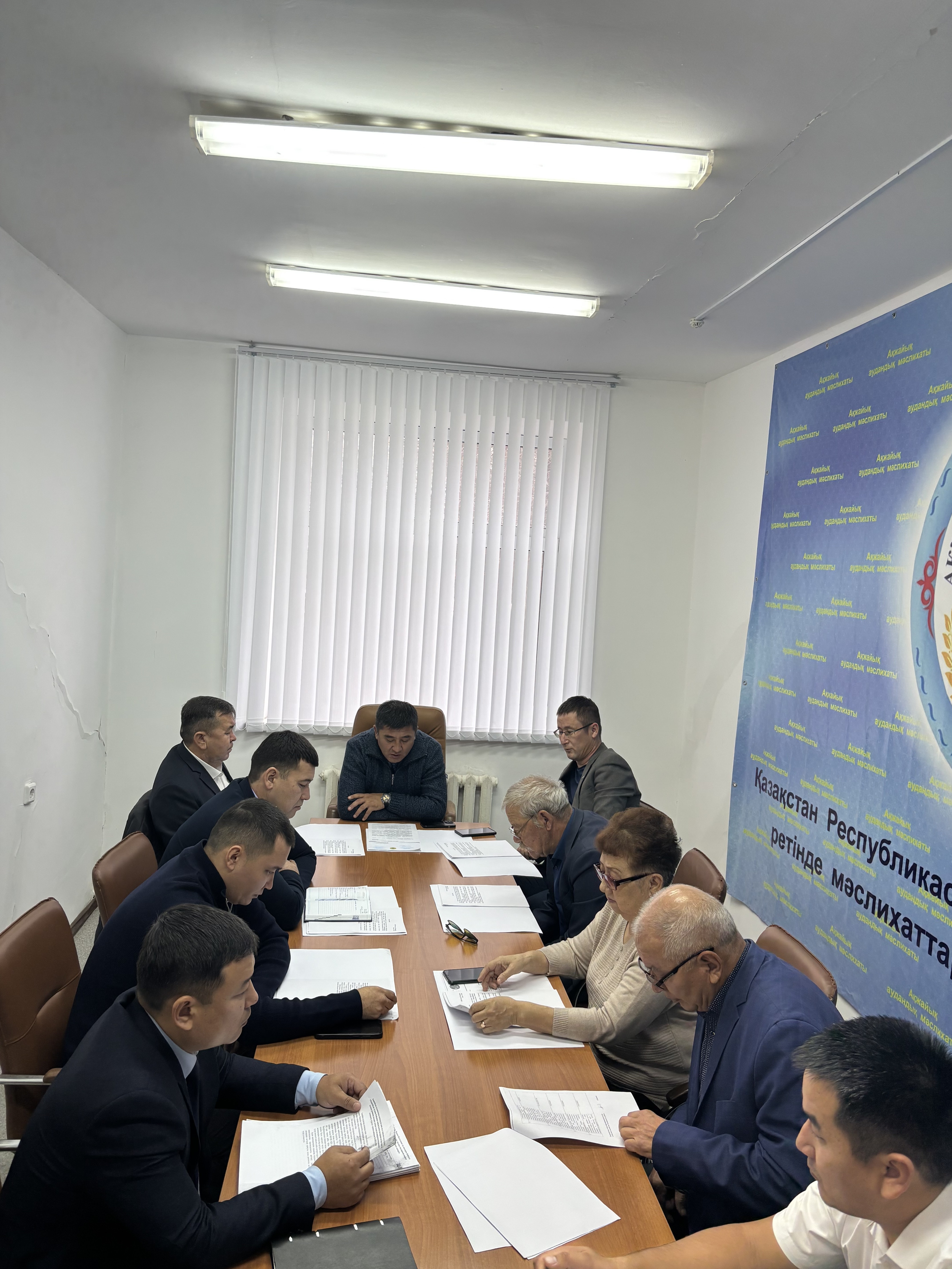 Қоғамдық кеңестің кезектен тыс отырысы