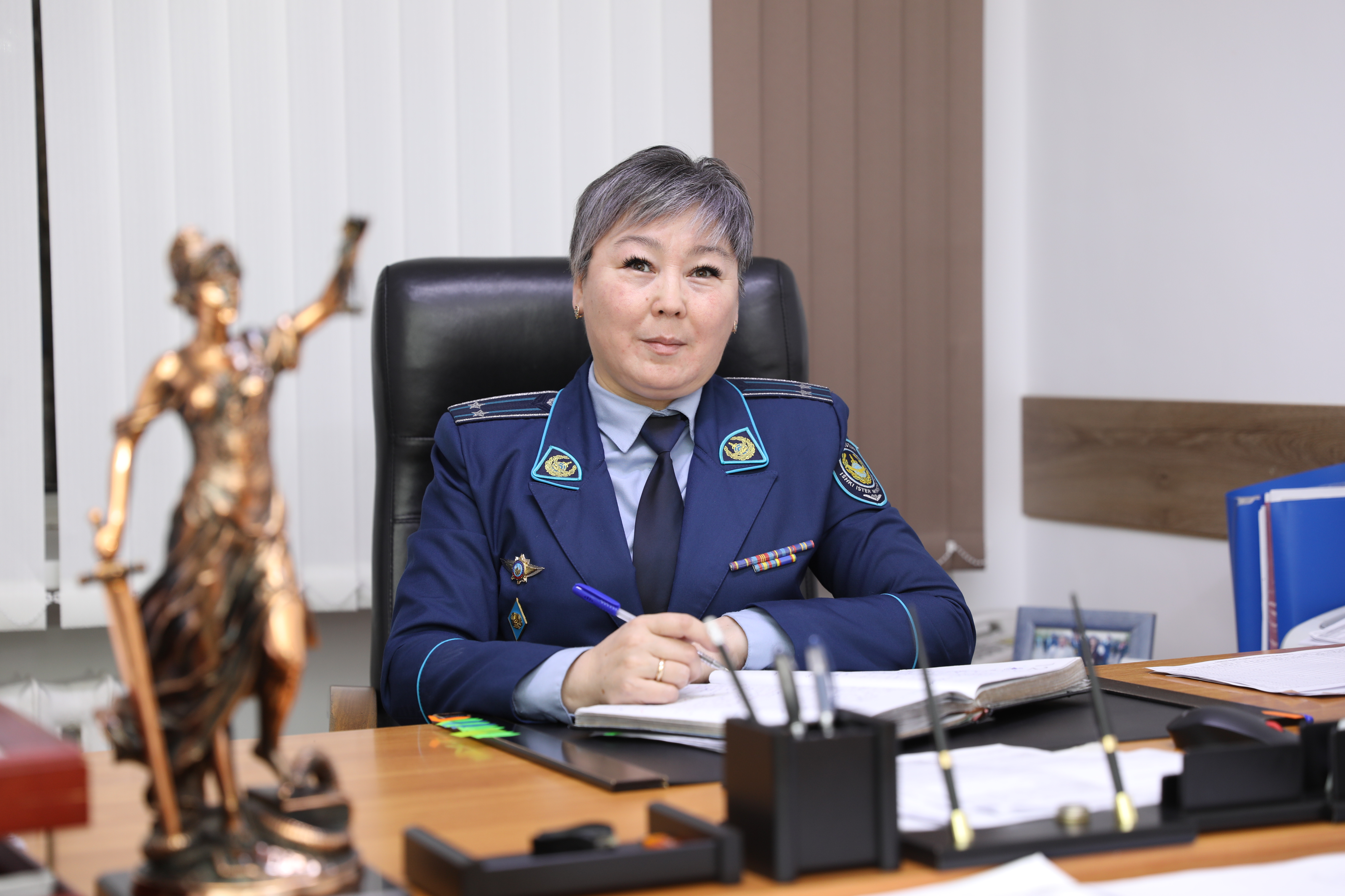 ПОЛИЦИЯДАҒЫ ӘЙЕЛ: МІНДЕТІНЕ АДАЛ ПОДПОЛКОВНИК ТОРҒЫН БАЗАРБАЕВАНЫҢ ТАРИХЫ