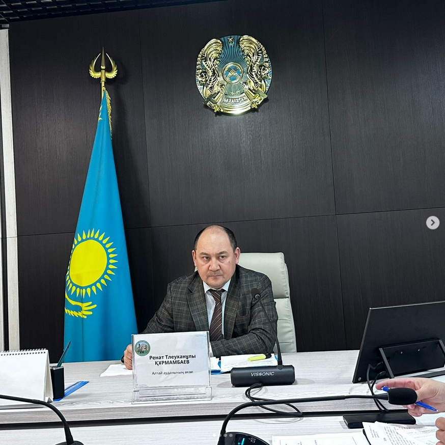 Провёл совещание по вопросу обеспечения датчиками угарного газа социально уязвимых слоёв населения.