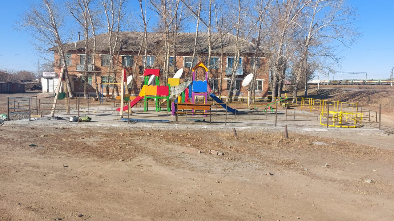 Целиноград ауданы Тастақ станциясының спорттық және балалар алаңы