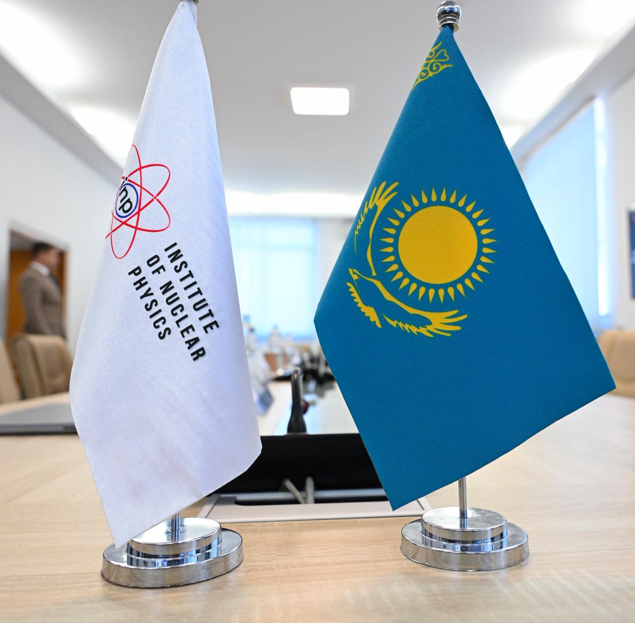 Алматы әкімі елдің негізгі ядролық ғылыми институтының жұмысымен танысты