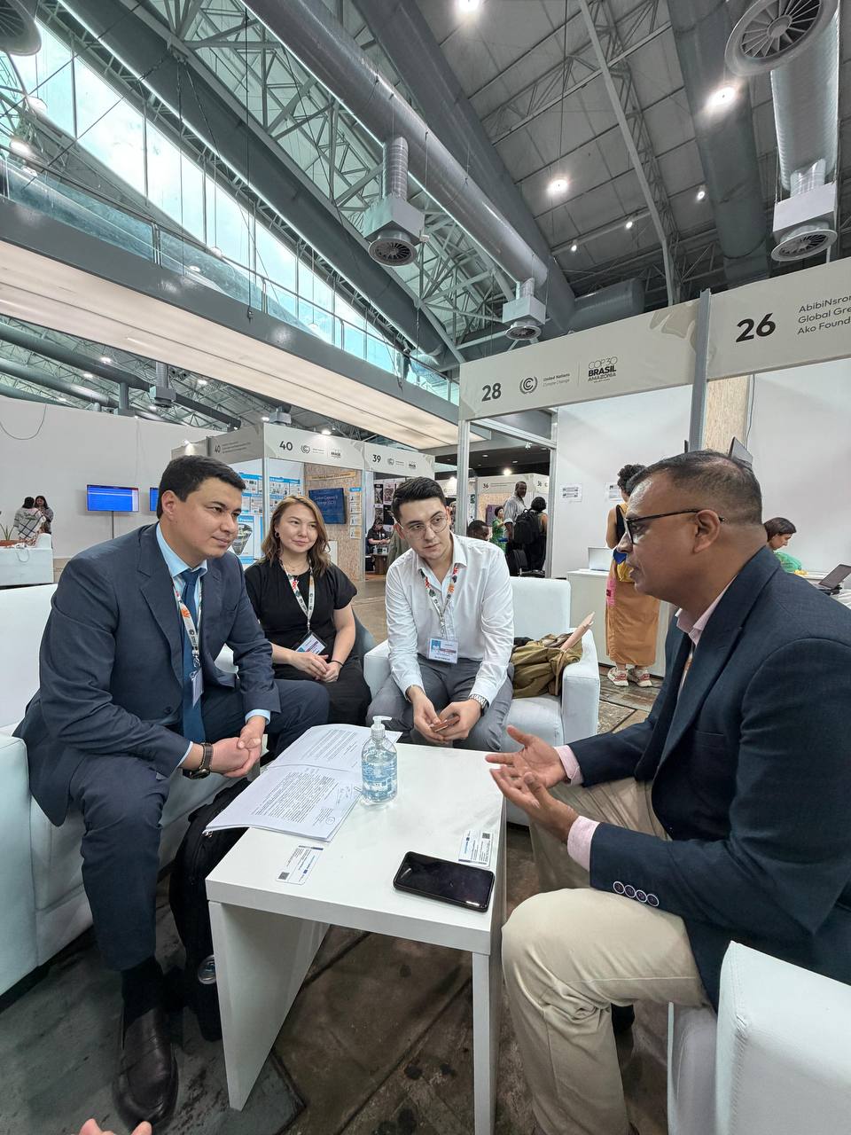 SWITCH-Asia бағдарламасының жетекші сарапшысымен екіжақты кездесу