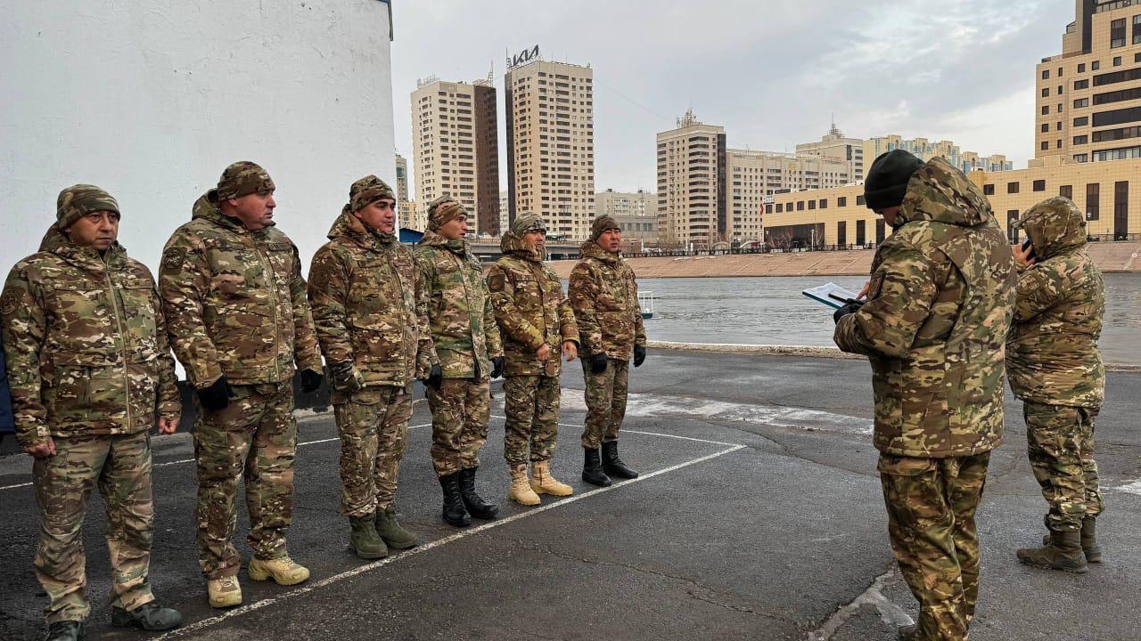 «Лед еще не окреп»: специалисты по ЧС предупредили жителей Астаны