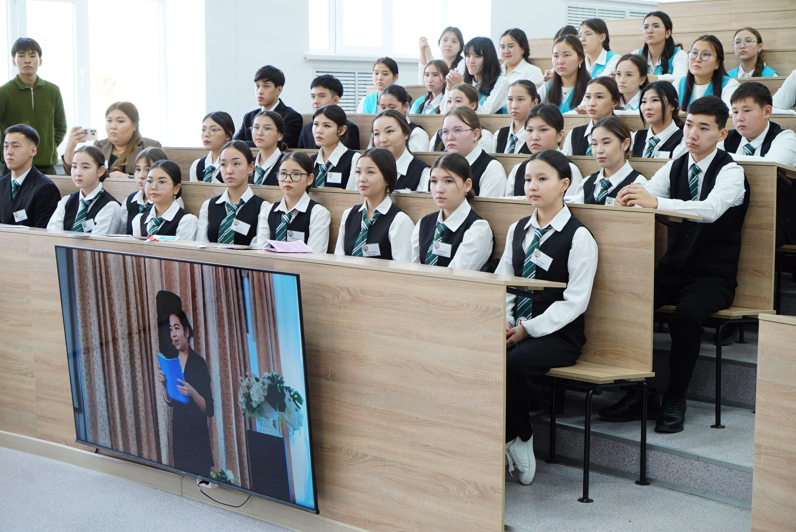 МАРҒҰЛАН УНИВЕРСИТЕТІНІҢ ПЕДАГОГИКАЛЫҚ СЫНЫПТАРЫ: БОЛАШАҚ МҰҒАЛІМДЕРГЕ АРНАЛҒАН МҮМКІНДІКТЕР