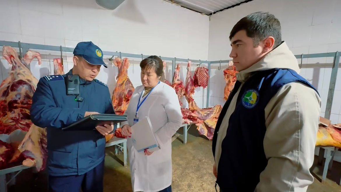 Атырауда мал базарлары мен ет өнімін сататын нүктелер тексерілуде
