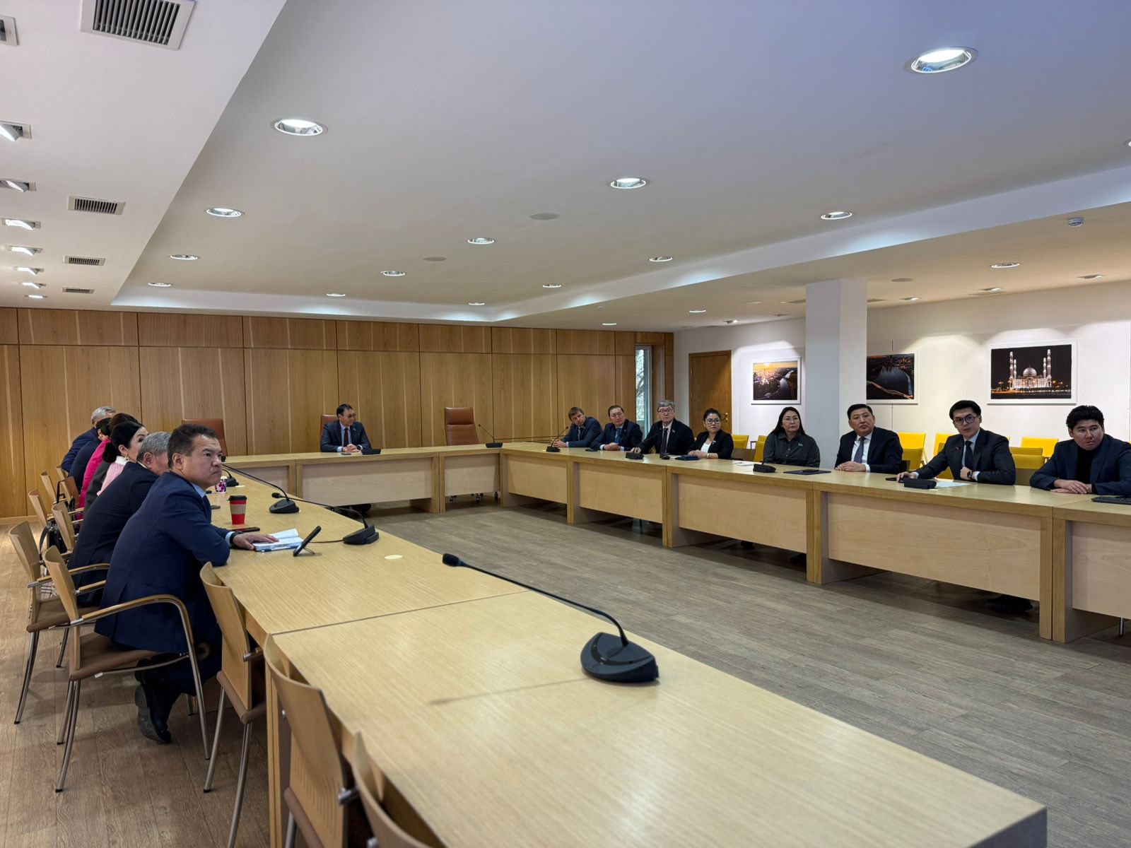 Мәслихаттың көшпелі отырысында жаңа әлеуметтік нысандардың құрылысы талқыланды